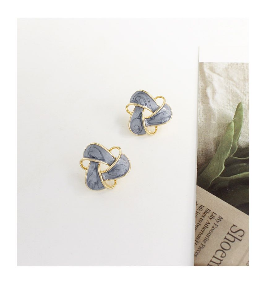 On Clip / Earring Ear Stud Triangle