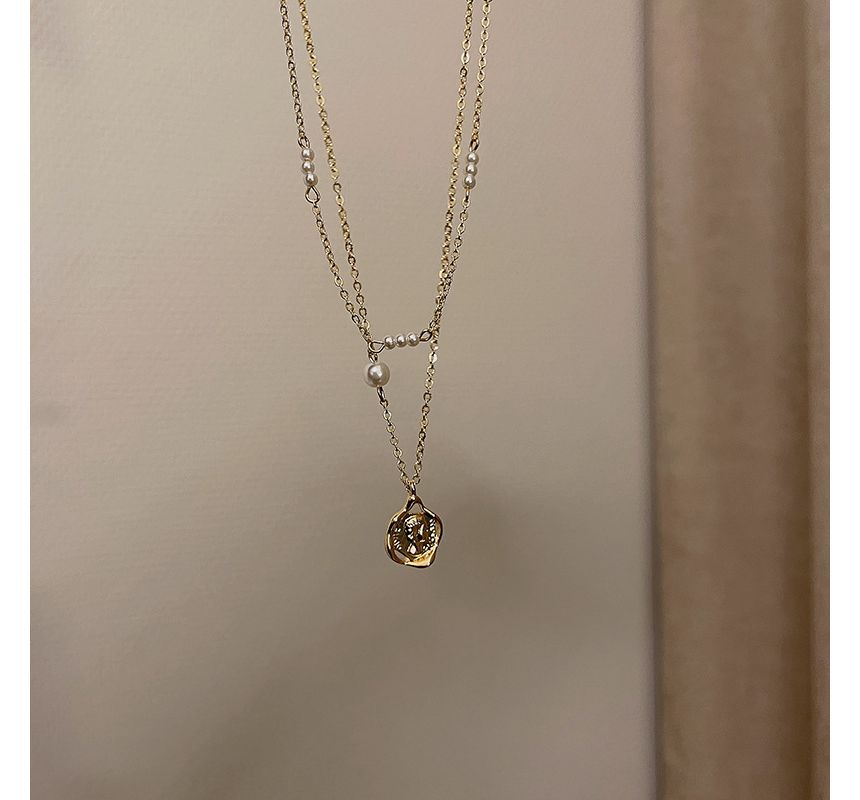 Pearl Faux Necklace Floral