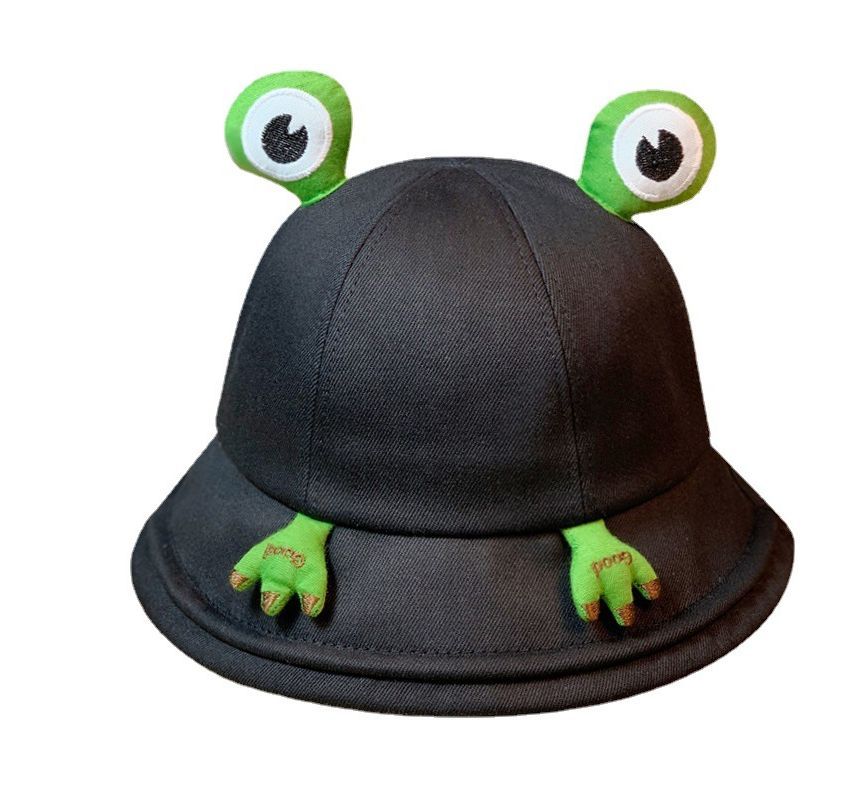 Bucket Hat Detail Frog