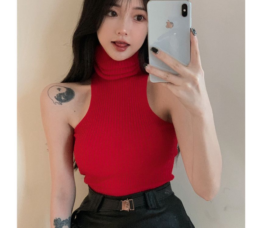 Turtleneck Sleeveless Plain Top