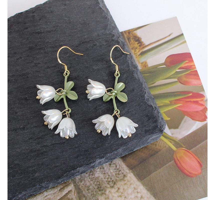 Faux Flower Alloy Fringed Pearl Earring