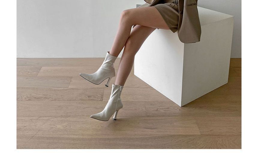 Stiletto Pointed Boots Short