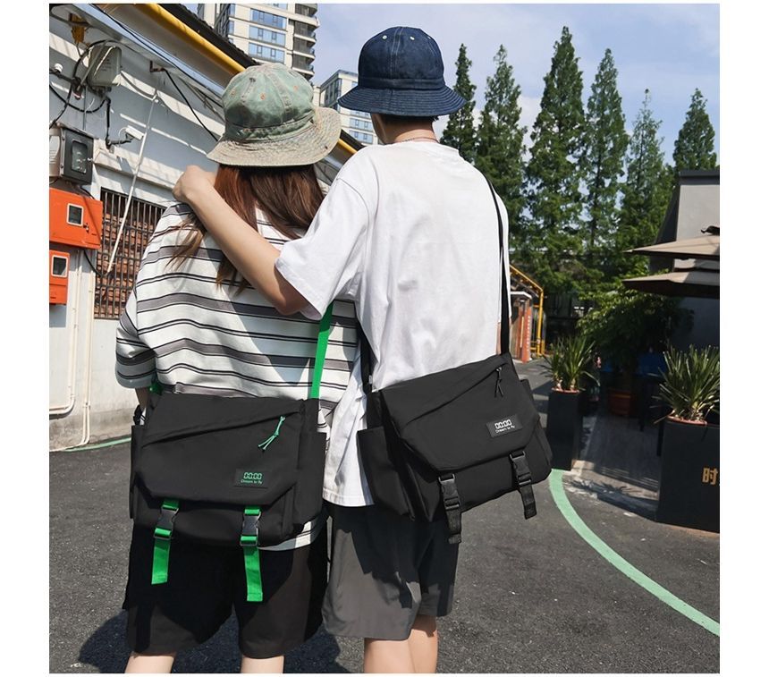 Crossbody Bag Nylon Buckled