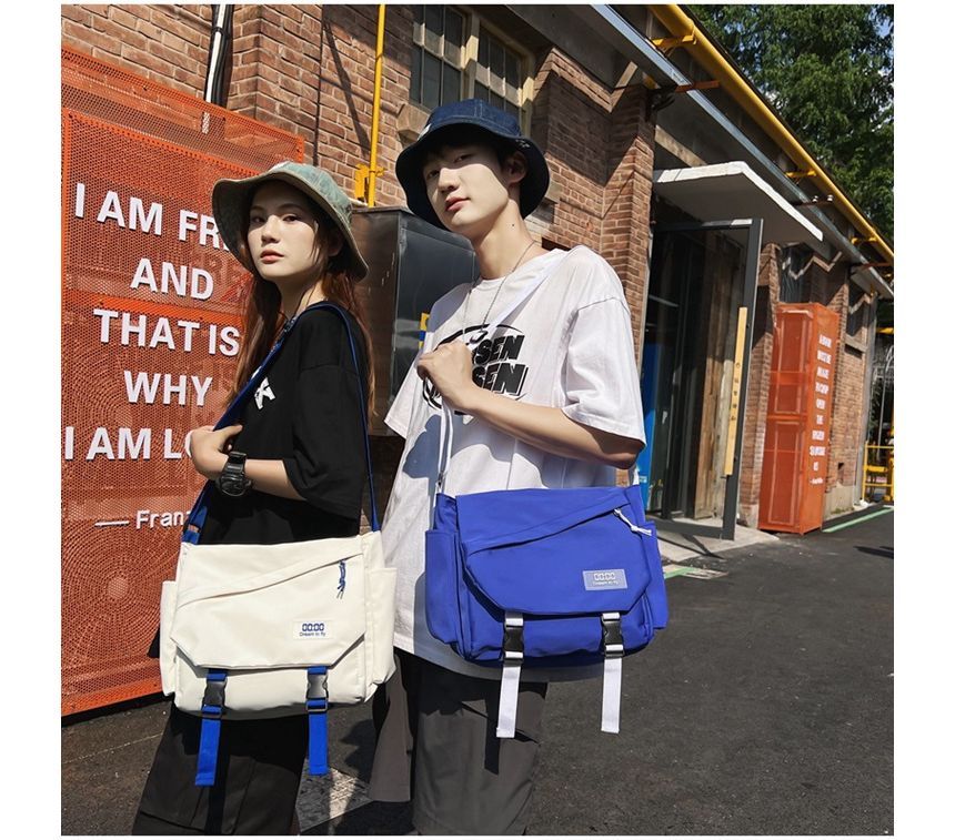 Crossbody Bag Nylon Buckled