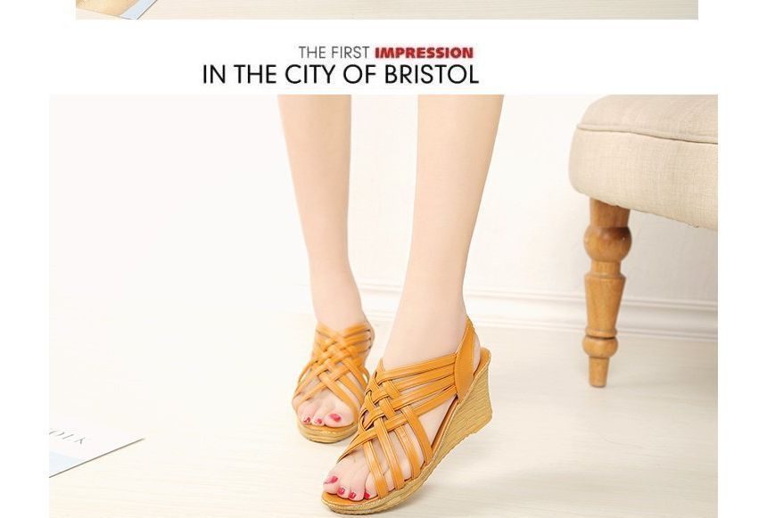 Sandals Wedge-Heel Strappy