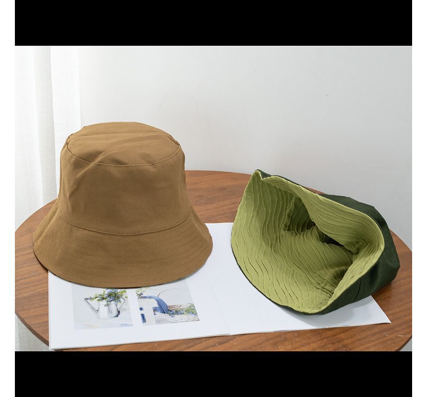 Reversible Hat Wavy Texture Plain Bucket