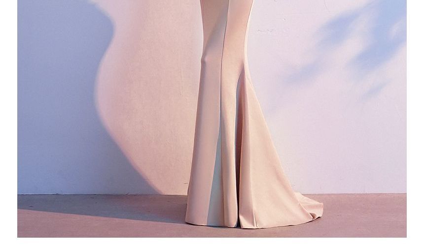 V-Neck Evening Mermaid Gown Lace Long-Sleeve