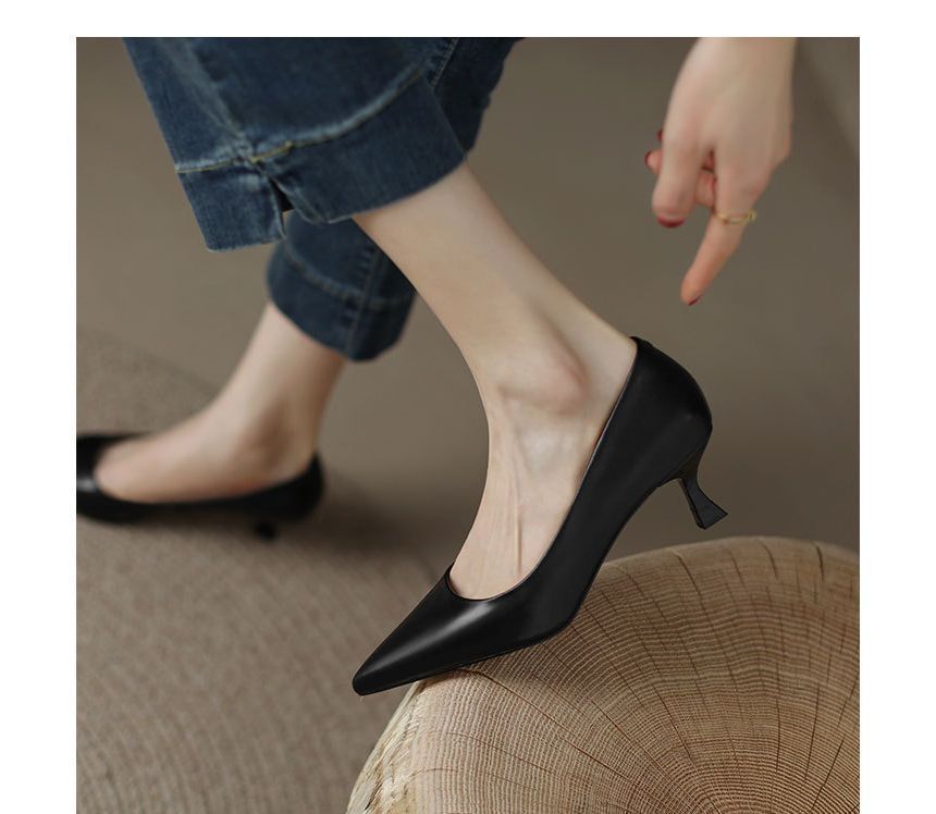 Heel Kitten Pointed Pumps