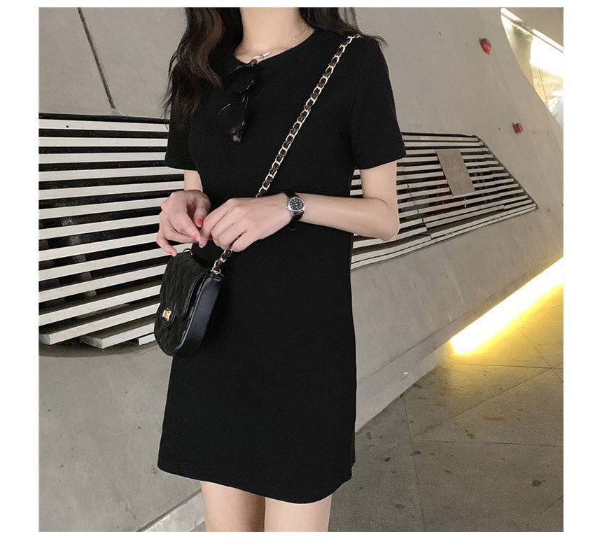 Round Dress Plain T-Shirt Short-Sleeve Mini Neck