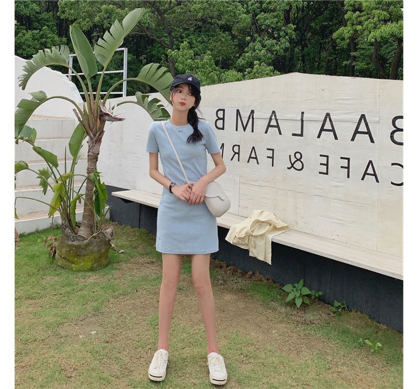 Round Dress Plain T-Shirt Short-Sleeve Mini Neck