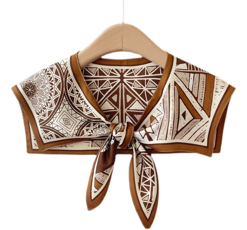 Decorative Print Collar