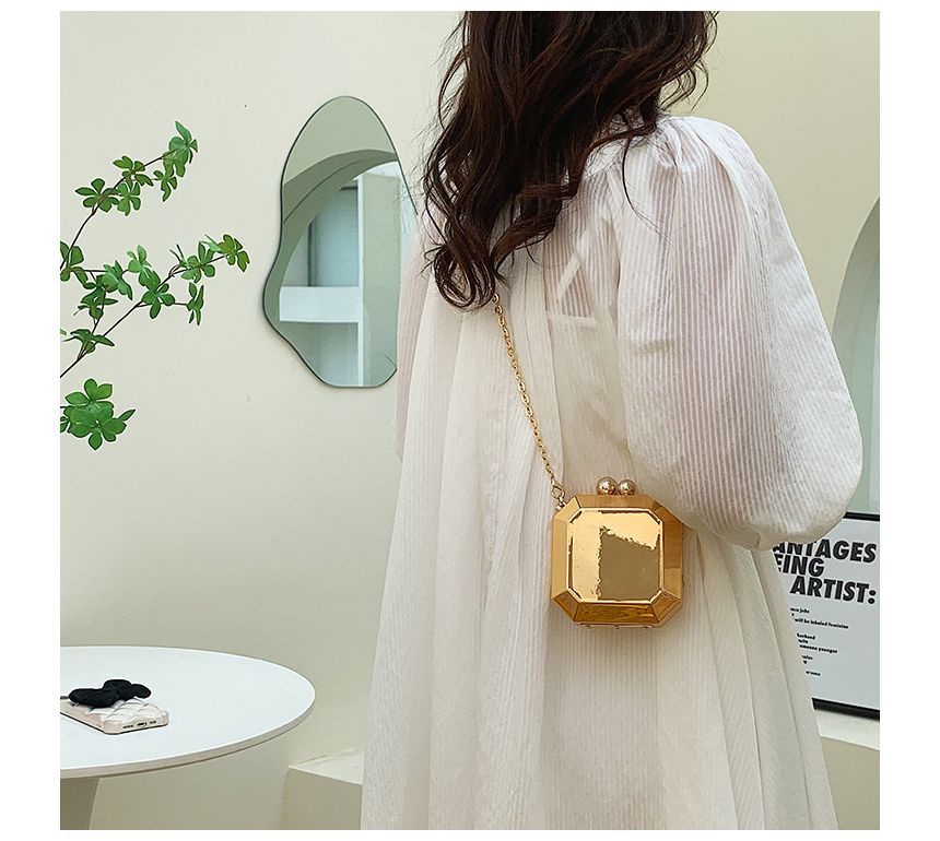 Chain Bag Geometric Strap Crossbody