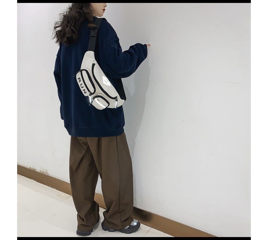 Lettering Bag Lightweight Sling