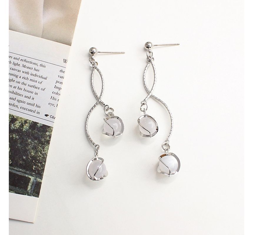 Alloy Eye Earring Faux Fringed Stone Cat