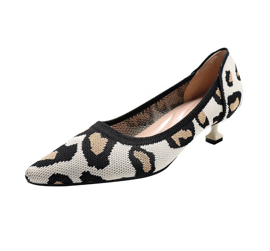 Pointy-Toe Kitten Knit Pumps Heel