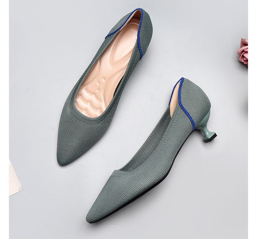 Pointy-Toe Kitten Knit Pumps Heel