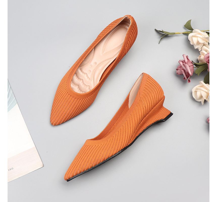 Wedge Knit Pumps Pointy-Toe Heel