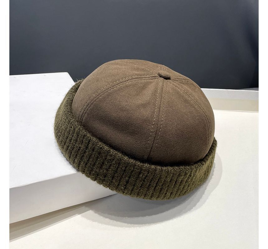 Plain Hat Docker