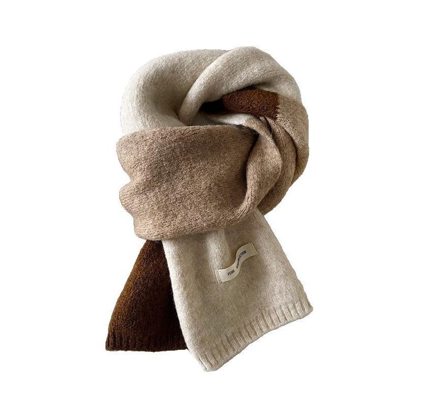 Color Knit Scarf Applique Block Lettering