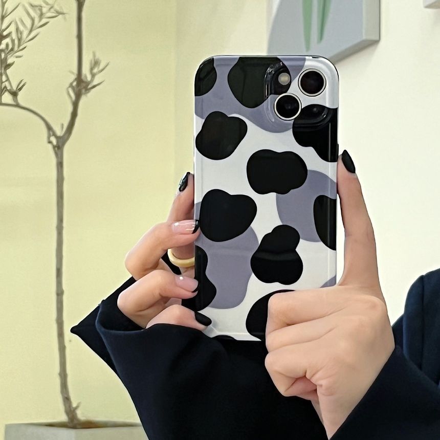 Case Cow Print Phone