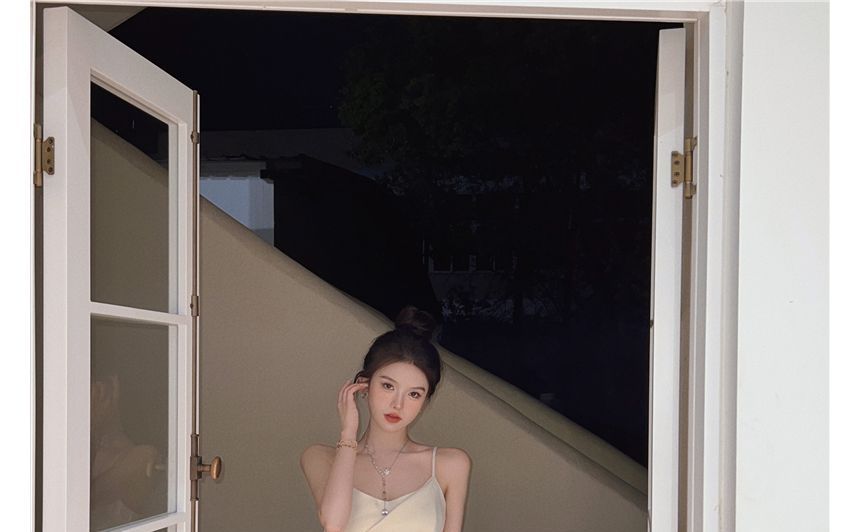 Slim-Fit Midi Plain Dress Strap Spaghetti