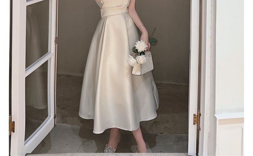 Slim-Fit Midi Plain Dress Strap Spaghetti