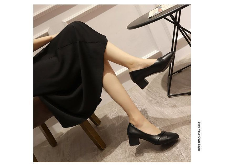 Chunky Faux Leather Heel Pumps