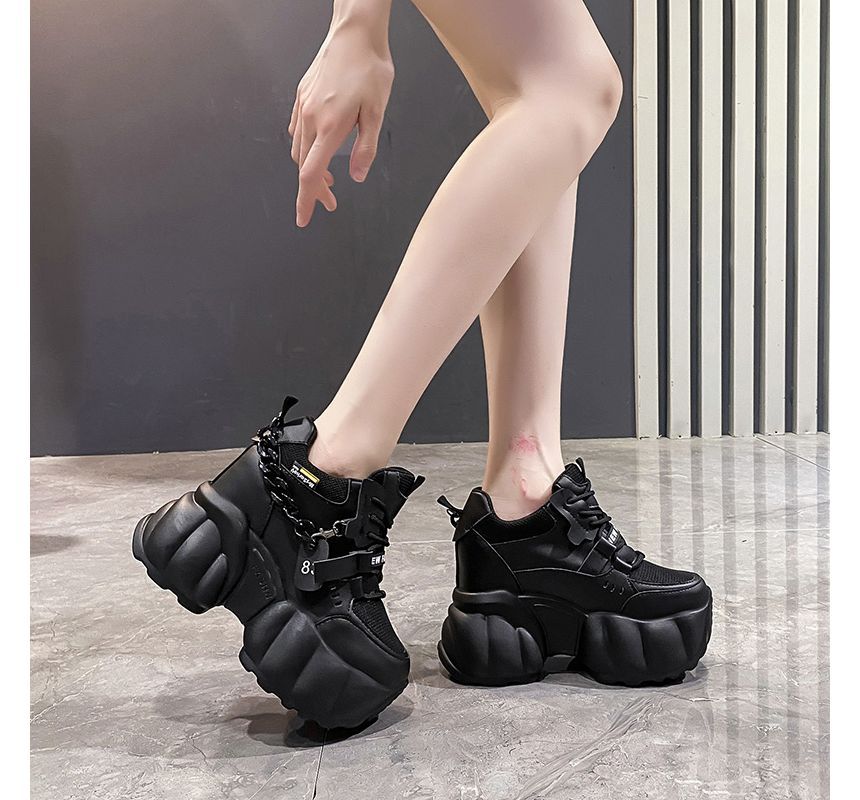 Chain Detail Tag Platform Sneakers