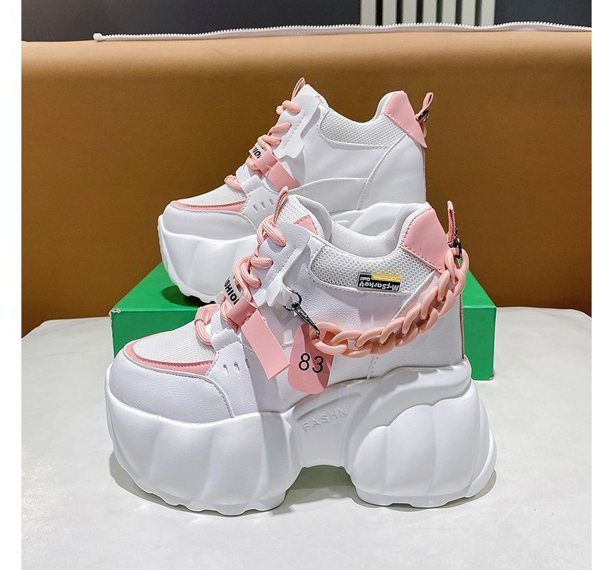 Chain Detail Tag Platform Sneakers