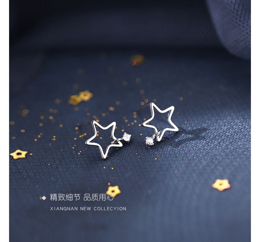 Star Earring Stud