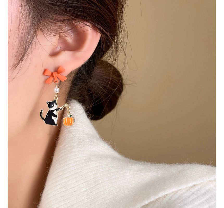 Clip / On Enamel Earring Drop Halloween