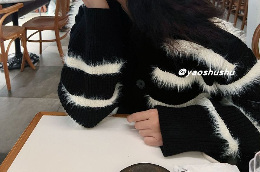 Knit Bucket Applique Hat