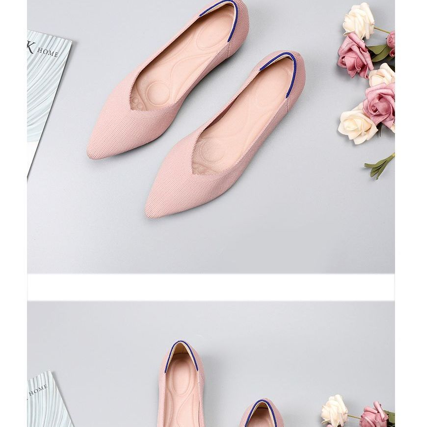 Pointy-Toe Flats Knit