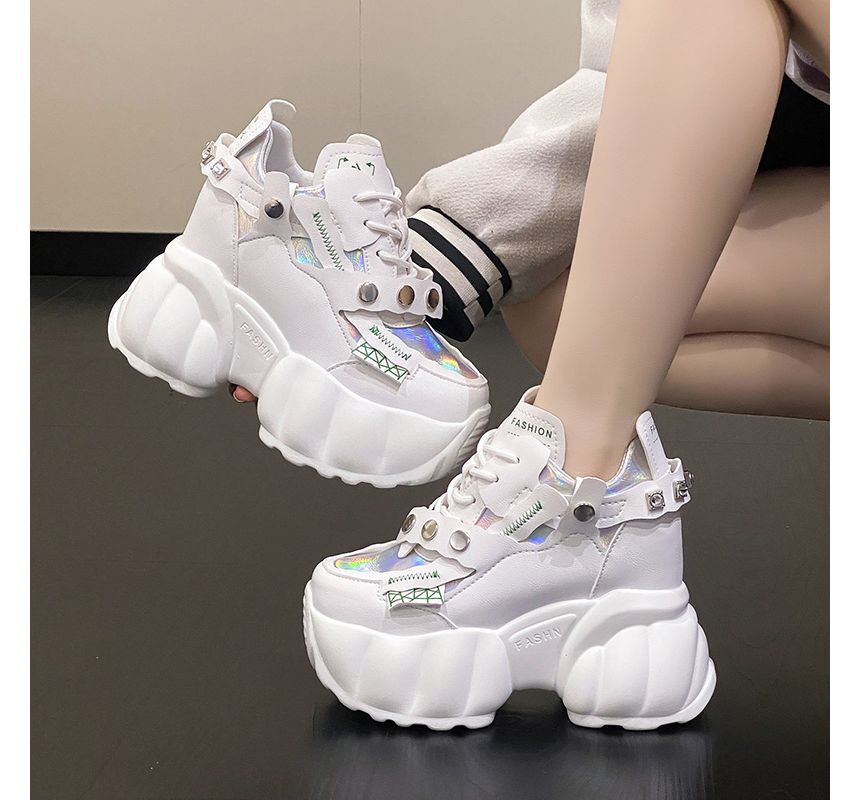 Sneakers Studded Platform