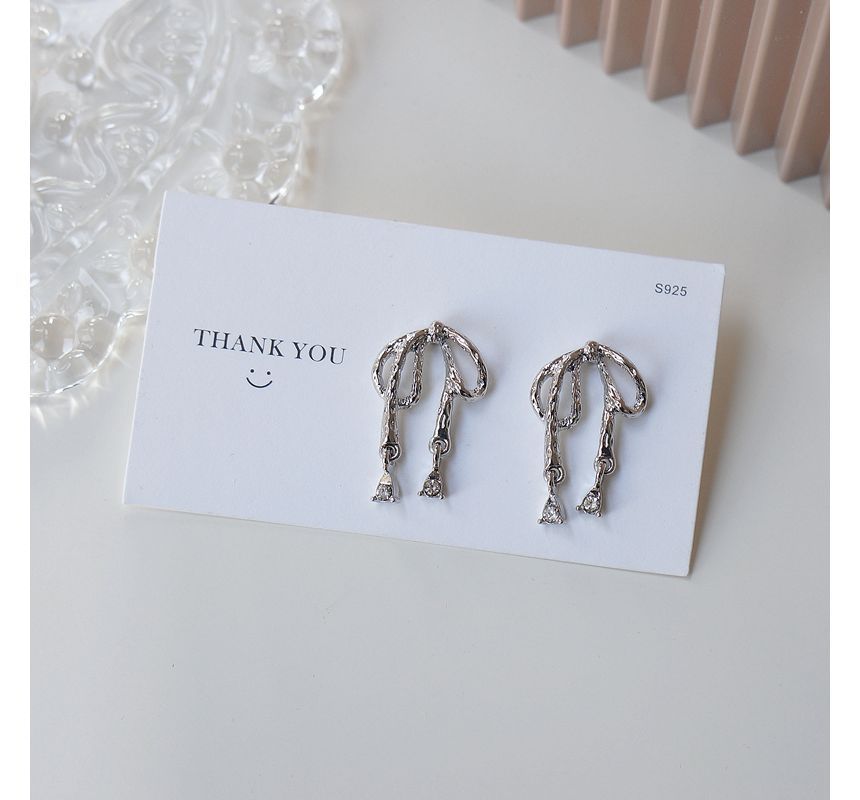 Bow Alloy Earring