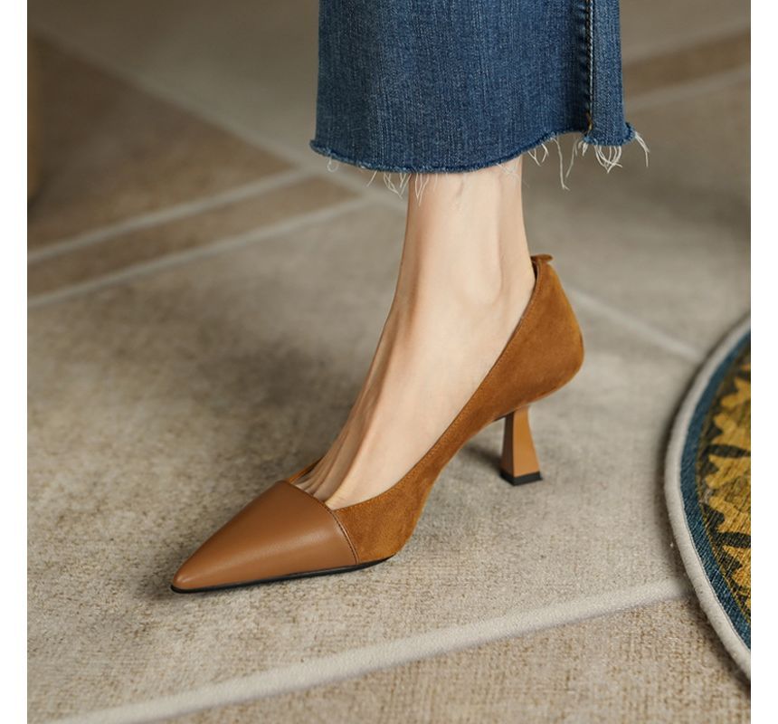 Faux Pumps Pointed Kitten Suede Heel