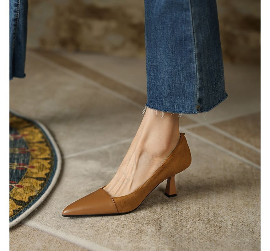 Faux Pumps Pointed Kitten Suede Heel