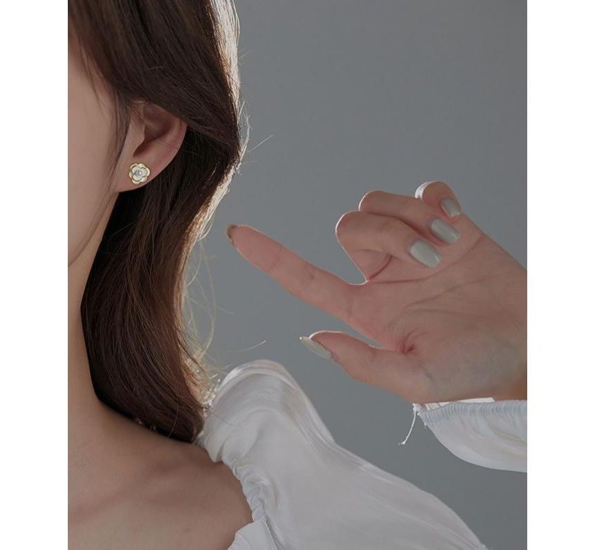 Pearl Earring Flower Alloy Faux