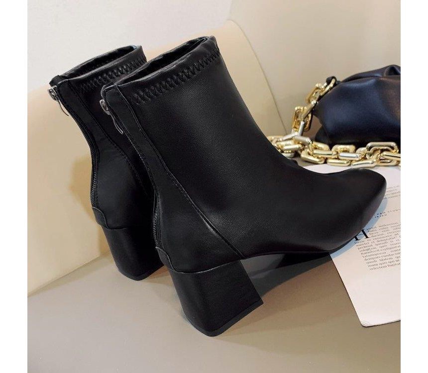 Short Chunky Boots Heel Plain