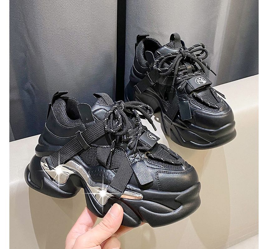 Platform Up Sneakers Lace