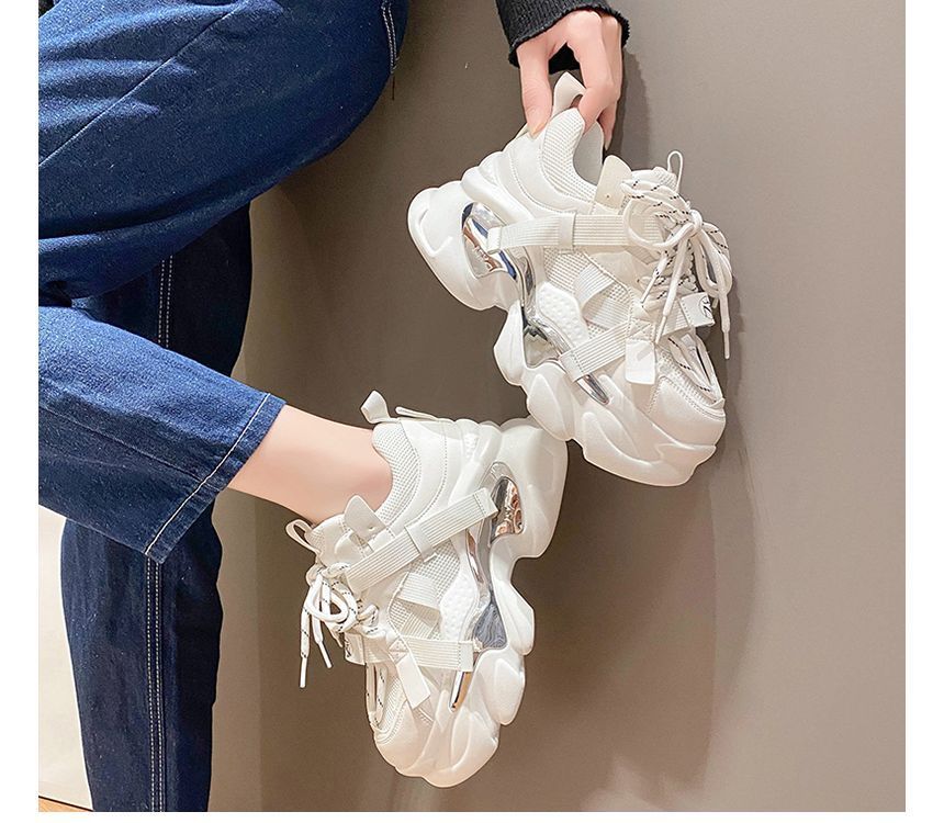 Platform Up Sneakers Lace