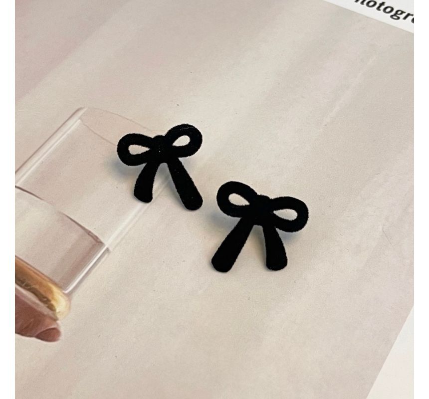 Stud Earring Flocking Bow
