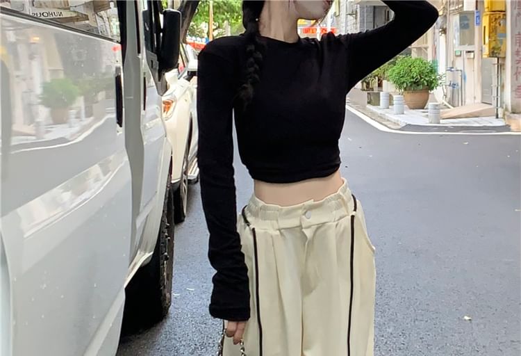 Wide Round Cutout Drawstring / Long-Sleeve Neck Plain Crop Leg Striped Sweatpants Waist Tee