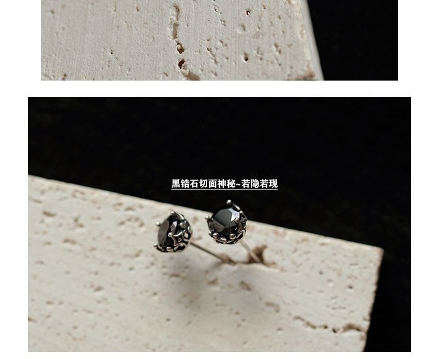 Stud Rhinestone Ear