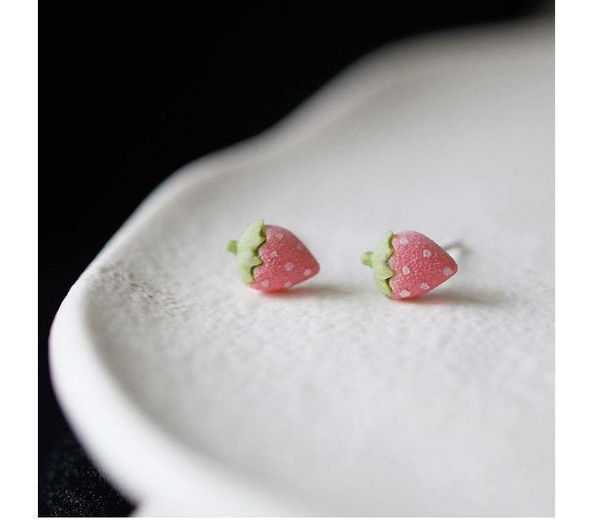 Ear Stud Strawberry