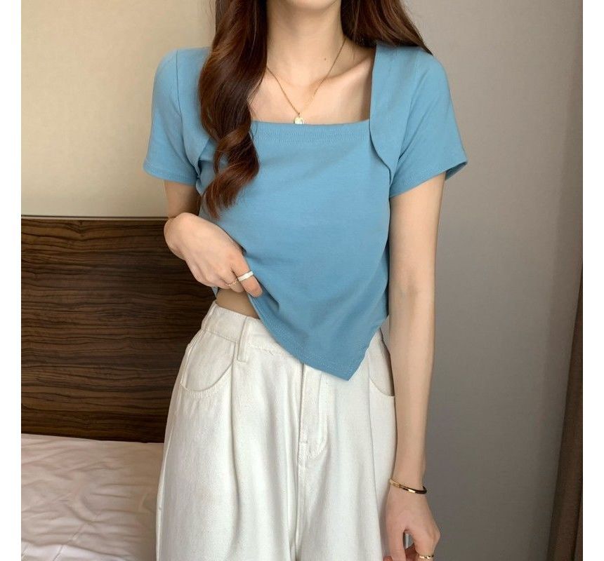 Irregular Square Short-Sleeve Cropped Neck T-Shirt