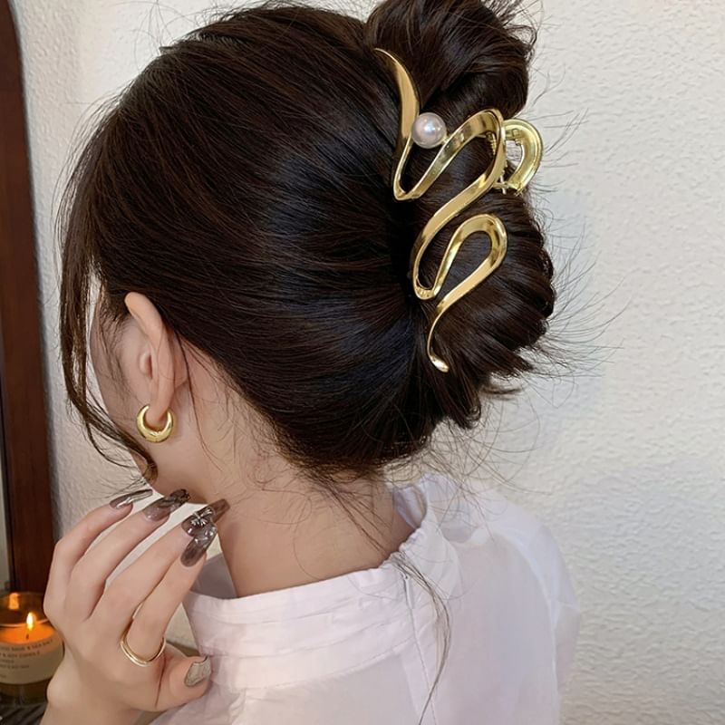 Pearl Hair Claw Faux