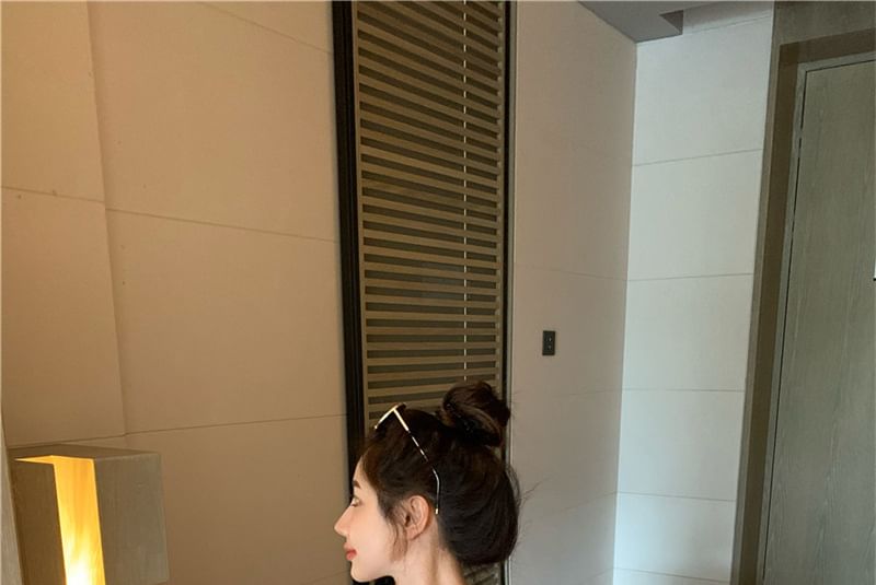 Two-Tone Midi Dress Slim-Fit Sleeveless