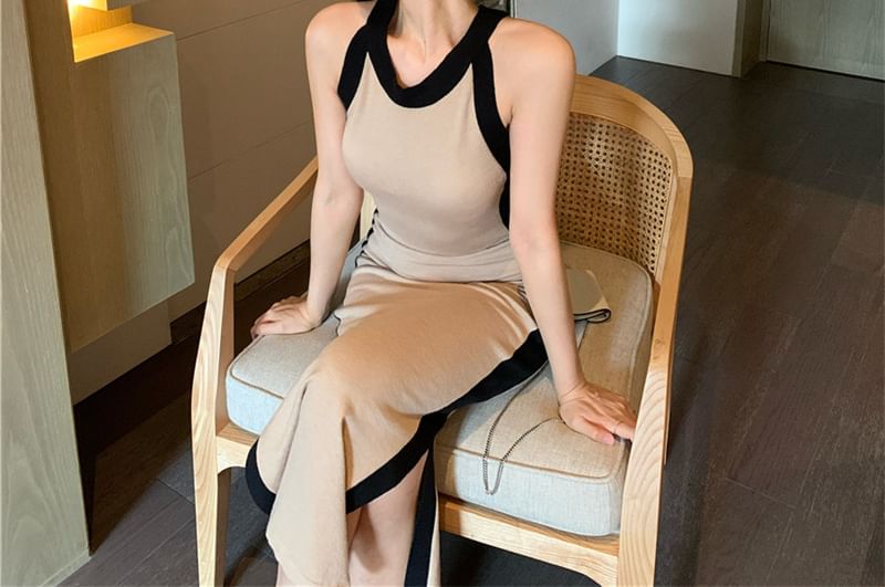 Two-Tone Midi Dress Slim-Fit Sleeveless