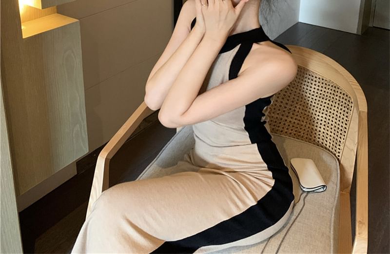 Two-Tone Midi Dress Slim-Fit Sleeveless